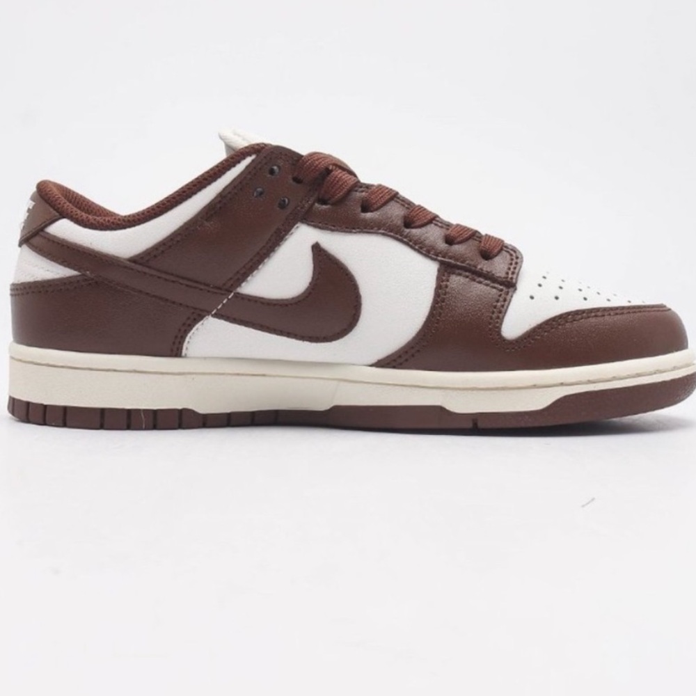 Nike SB Low Top Sneakers Women’s Size 8